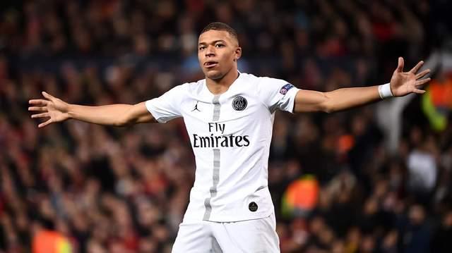 快船主场险胜勇士 库里关键三分追近却因6犯被罚下场