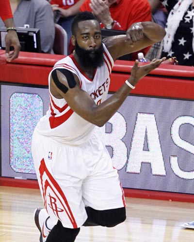 雄鹿105-101湖人 字母哥21分东契奇6犯离场