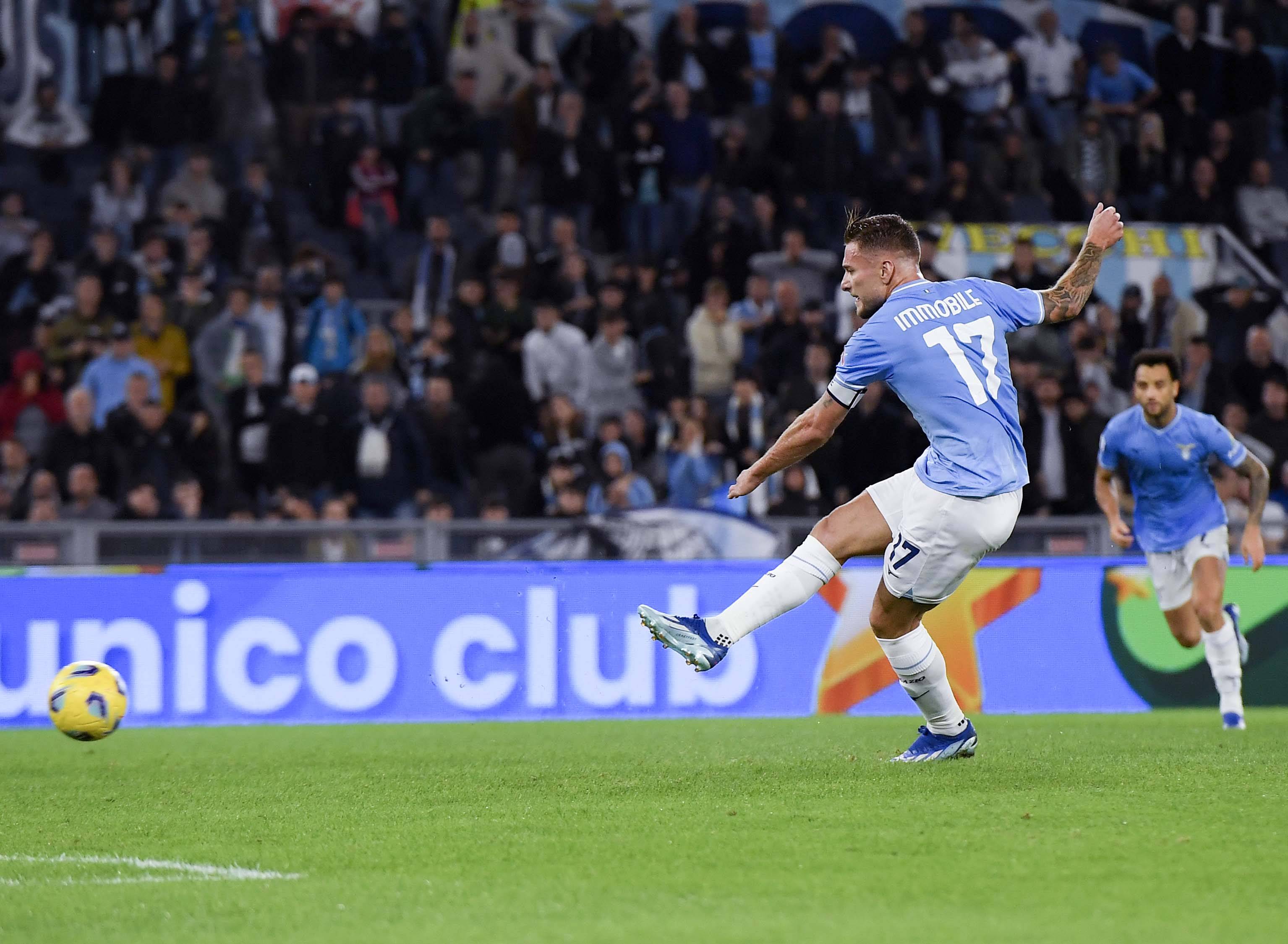 热议汪士钦红牌：对方踢人很隐蔽；染红动作太业余，狂性大发