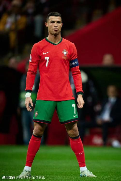 大谷翔平在 2023 年全明星赛中与小葛雷罗的互动成为社交媒体热门视频