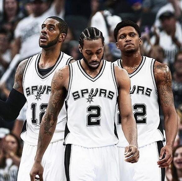 CBA常规赛：南京头排苏酒队主场战胜辽宁本钢队