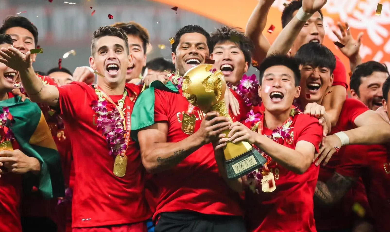 梅西：现代足球的永恒传奇