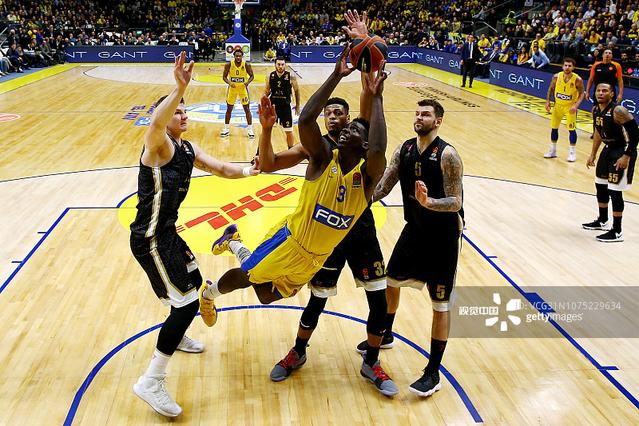 对阵曼城小角度推射破门，罗德里戈打破32场进球荒