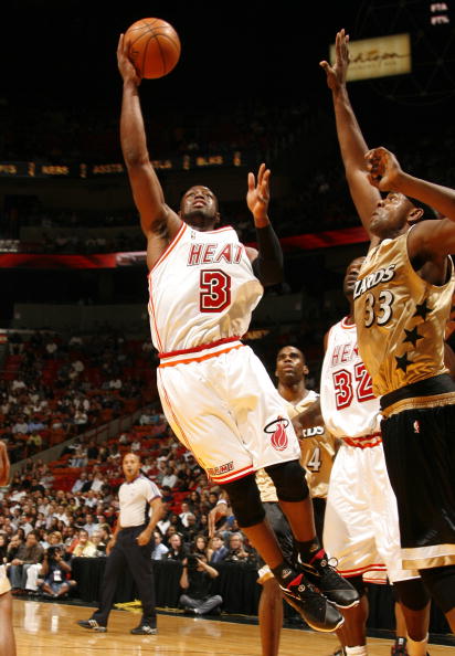 锁定一个十佳球席位 考沃德背后突然杀到旱地拔葱隔扣恩比德