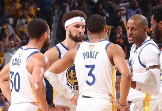 韩网热议GEN击败AL夺冠：史无前例的中路差距！AL总在第5局落败